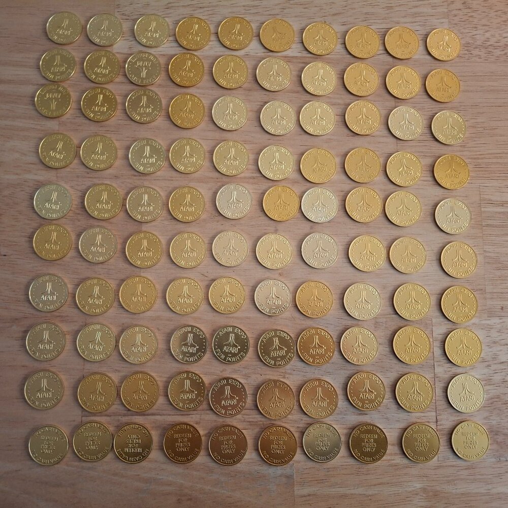 Lot of 100 Vintage Video Game Atari Expo Fun Points Gold Coin Tokens